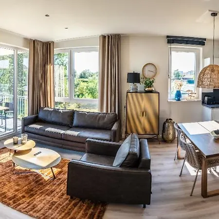 דירה Hangar 19 Superior Mit Balkon Und Seeblick H7w3 שוורין